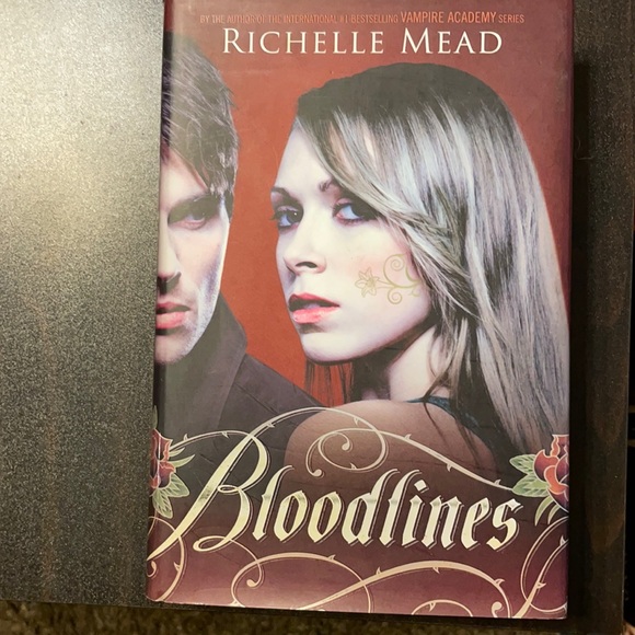 Razor Bill Other - Bloodlines by Richelle Mead